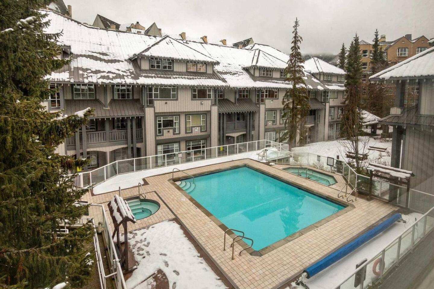Newly Renovated Ski In Out W Pool 2 Hot Tubs Whistler Ngoại thất bức ảnh